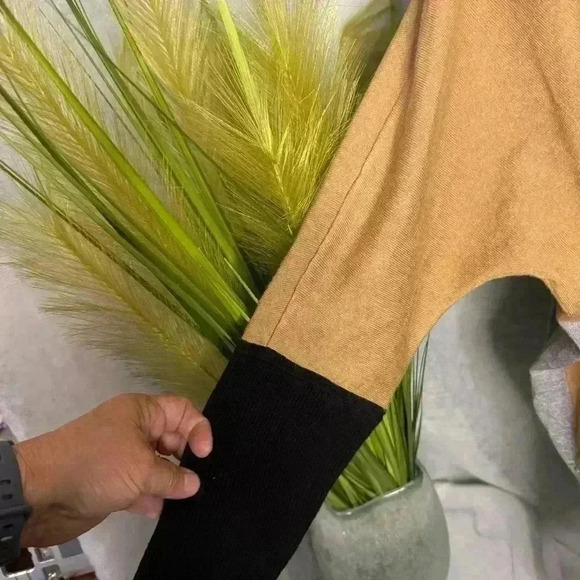 Chico’s S/M Black & Gold Color Block Long Sleeve Cardigan Sweater - Picture 3 of 11